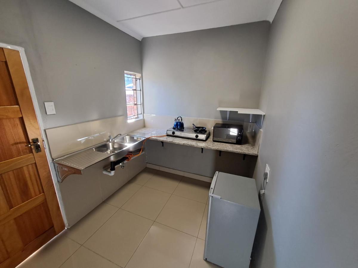 Rocky Hills Guesthouse Piet Retief Dış mekan fotoğraf