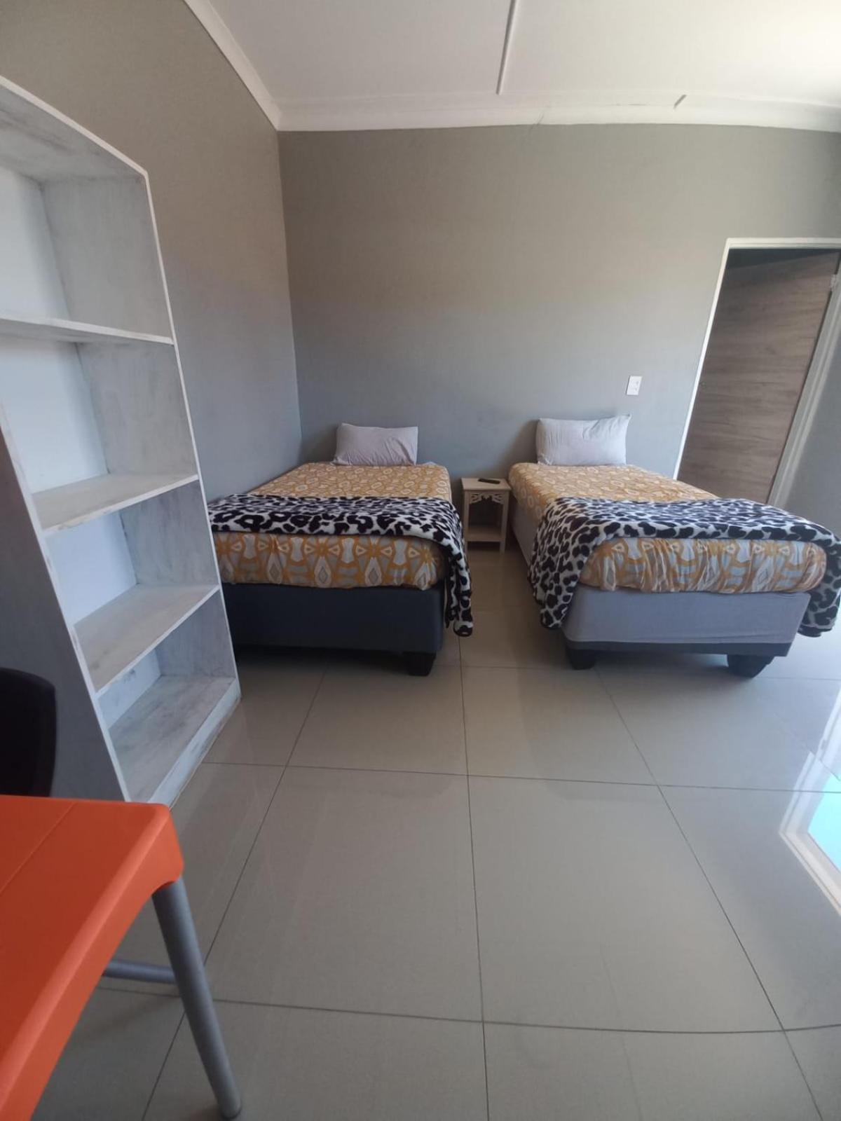 Rocky Hills Guesthouse Piet Retief Dış mekan fotoğraf
