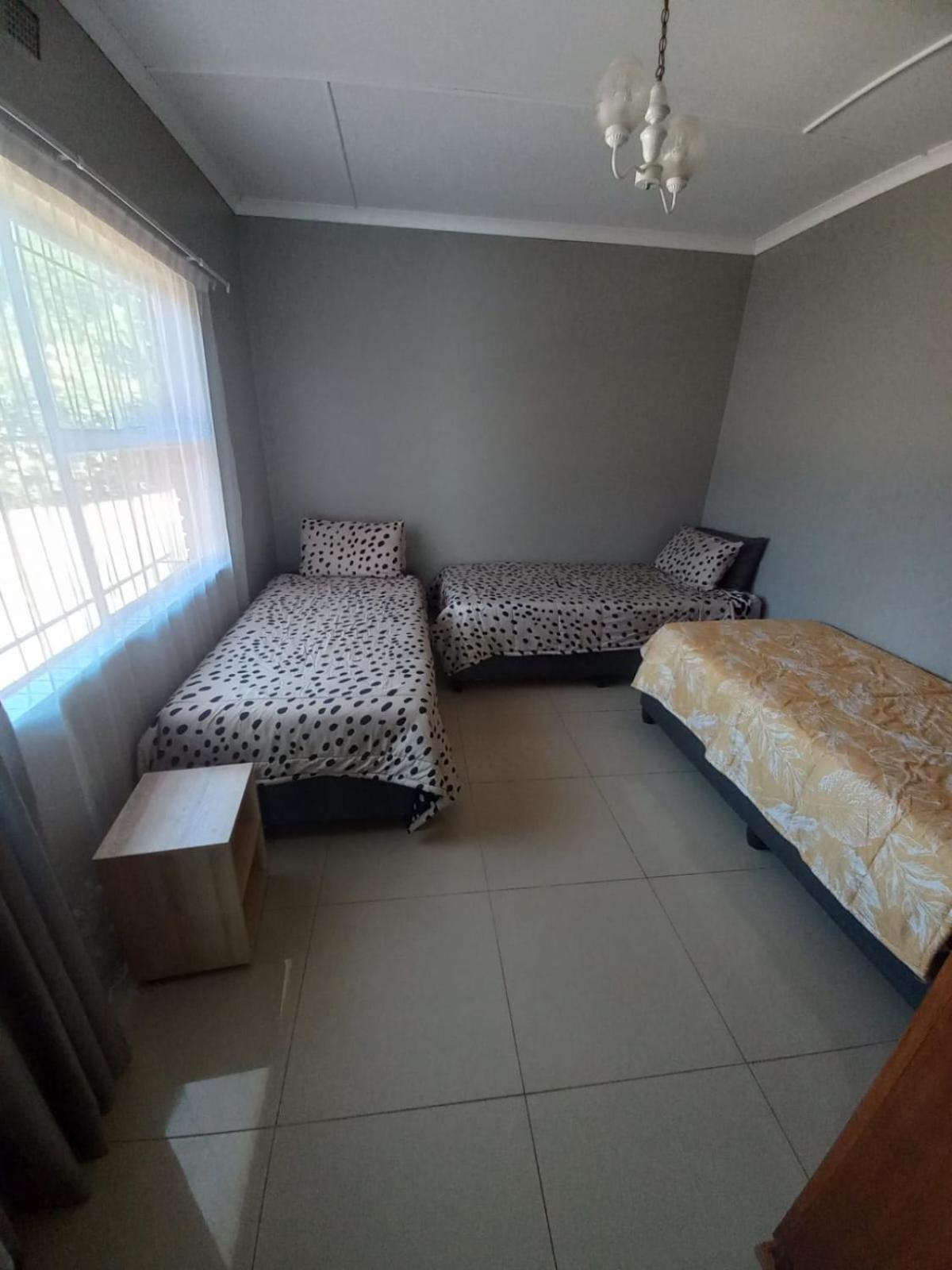Rocky Hills Guesthouse Piet Retief Dış mekan fotoğraf