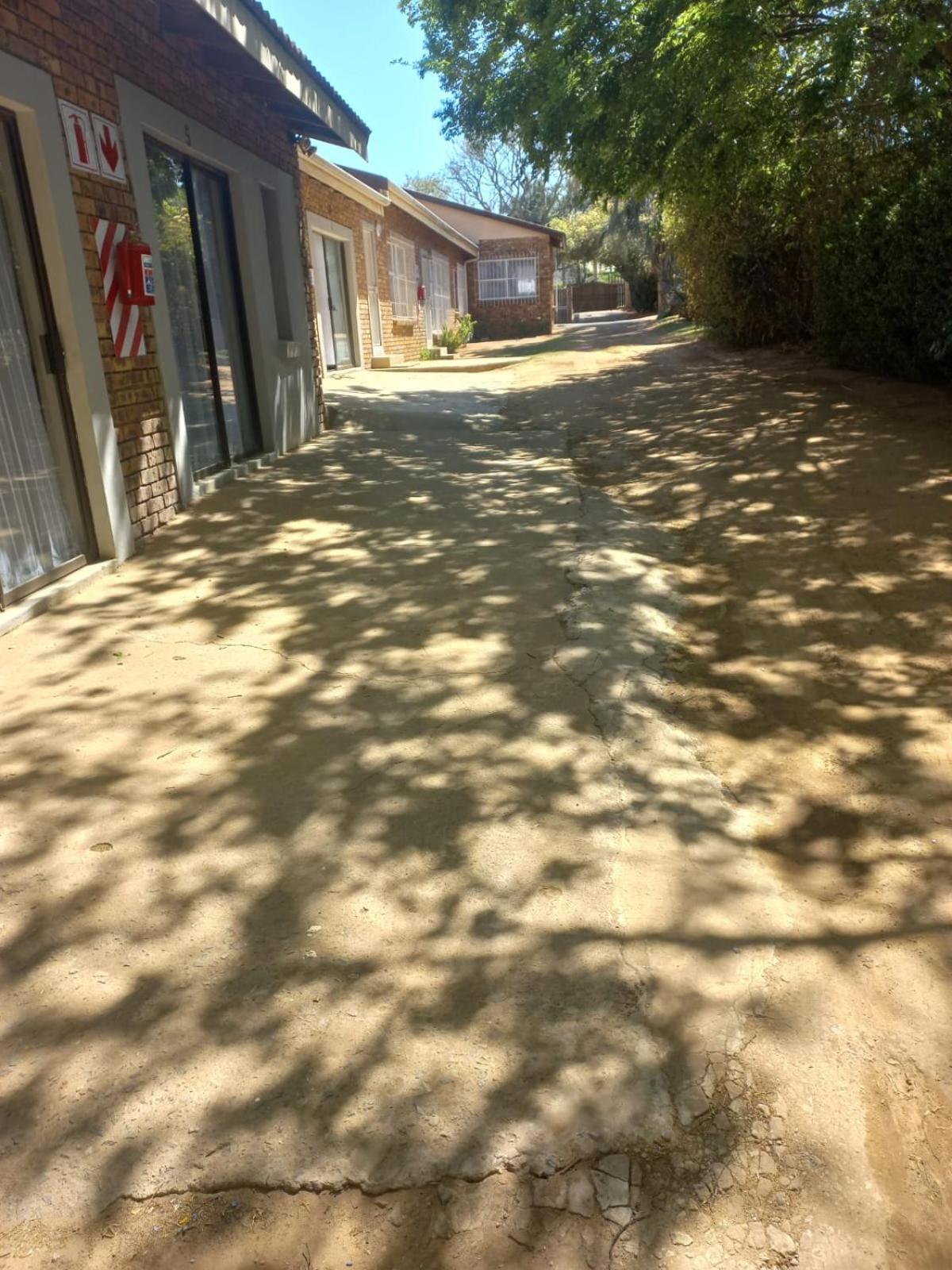 Rocky Hills Guesthouse Piet Retief Dış mekan fotoğraf